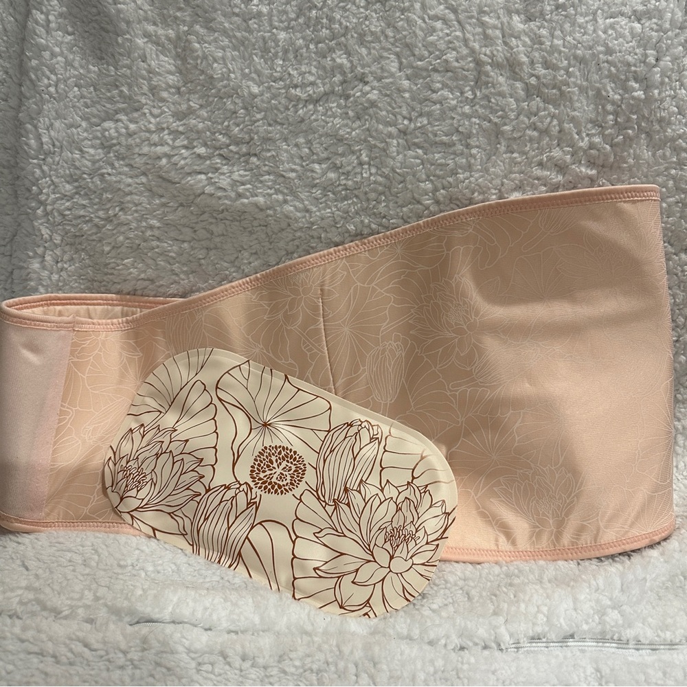 Kindred Bravely Maternity Support Band with Gel Pack